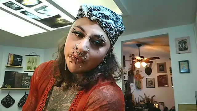 Snapshot of VeraVendetta chatting on 02-03-26, 08:30 VeraVendetta online show from 02-03-26, 08:30