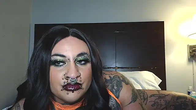 Snapshot of VeraVendetta chatting on 02-28-26, 04:46 VeraVendetta online show from 02-28-26, 04:46