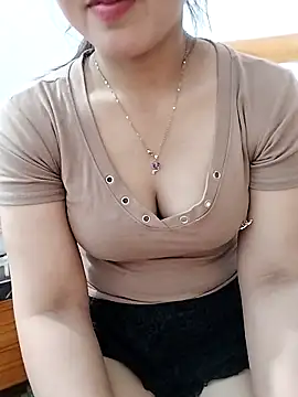 MaiNgoc sexy online show from 04-19-26, 01:32