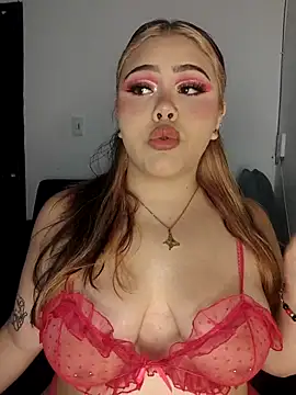 Snapshot of Emma-Roy chatting on 03-10-26, 09:42 Emma-Roy online show from 03-10-26, 09:42