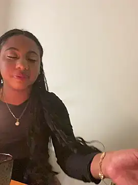 Snapshot of xo_steffyxo_4 chatting on 02-05-26, 11:53 xo steffyxo 4 online show from 02-05-26, 11:53