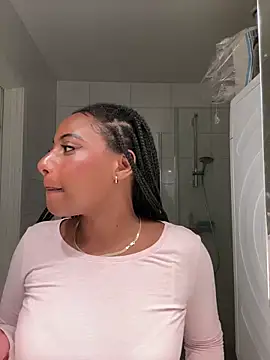 Snapshot of xo_steffyxo_4 chatting on 03-31-26, 07:36 xo steffyxo 4 online show from 03-31-26, 07:36