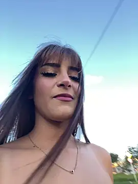 Snapshot of ivy-777 chatting on 01-17-26, 10:35 ivy-777 online show from 01-17-26, 10:35