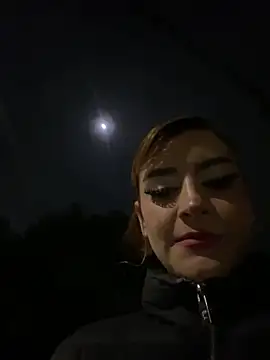 Snapshot of ivy-777 chatting on 03-31-26, 01:40 ivy-777 online show from 03-31-26, 01:40