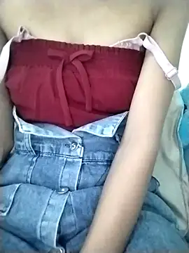 Snapshot of Lisa_xx2 chatting on 02-22-26, 11:53 Lisa xx2 online show from 02-22-26, 11:53