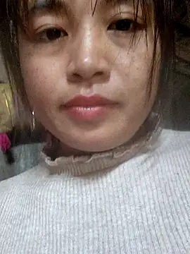 Snapshot of miumiu_sexy2x chatting on 02-14-26, 01:46 miumiu sexy2x online show from 02-14-26, 01:46