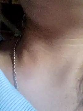 Snapshot of miumiu_sexy2x chatting on 02-18-26, 12:50 miumiu sexy2x online show from 02-18-26, 12:50