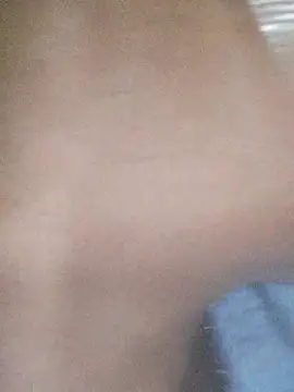 Snapshot of miumiu_sexy2x chatting on 02-22-26, 01:07 miumiu sexy2x online show from 02-22-26, 01:07