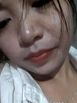 Snapshot of miumiu_sexy2x chatting on 03-08-26, 01:14 miumiu sexy2x online show from 03-08-26, 01:14