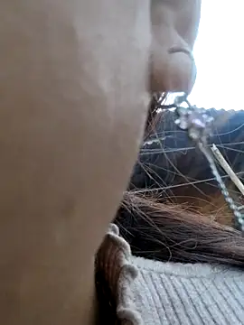 Snapshot of miumiu_sexy2x chatting on 03-13-26, 01:23 miumiu sexy2x online show from 03-13-26, 01:23