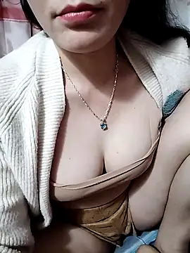 Snapshot of NgocLinh_69 chatting on 02-02-26, 01:54 NgocLinh 69 online show from 02-02-26, 01:54