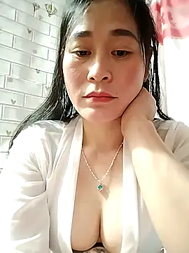 Snapshot of NgocLinh_69 chatting on 03-09-26, 01:53 NgocLinh 69 online show from 03-09-26, 01:53