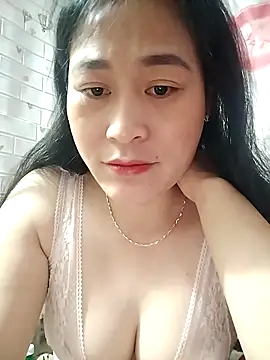 Snapshot of NgocLinh_69 chatting on 03-10-26, 08:14 NgocLinh 69 online show from 03-10-26, 08:14