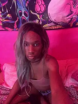 Snapshot of dianagonewild chatting on 01-18-26, 02:48 dianagonewild online show from 01-18-26, 02:48