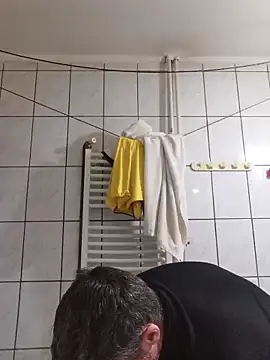 Snapshot of Ianne150 chatting on 03-09-26, 05:28 Ianne150 online show from 03-09-26, 05:28