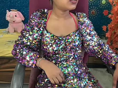 Snapshot of Brown-beauty chatting on 07-05-26, 01:18 Brown-beauty online show from 07-05-26, 01:18