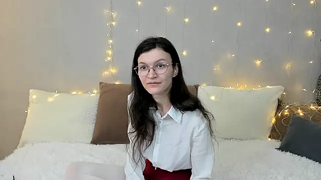 Snapshot of ThoraMarola chatting on 02-06-26, 05:01 ThoraMarola online show from 02-06-26, 05:01