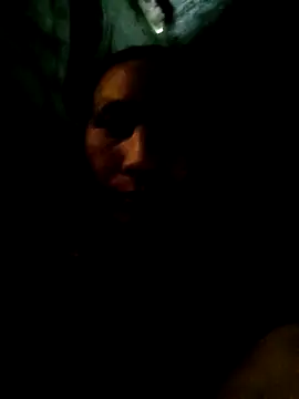 Snapshot of Diana-02 chatting on 05-03-26, 02:28 Diana-02 online show from 05-03-26, 02:28