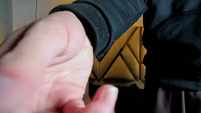 Snapshot of miaanddemian chatting on 01-17-26, 11:26 miaanddemian online show from 01-17-26, 11:26