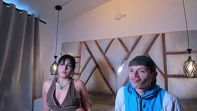 Snapshot of miaanddemian chatting on 01-19-26, 12:20 miaanddemian online show from 01-19-26, 12:20