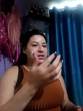 Snapshot of keileen_luna chatting on 05-06-26, 07:52 keileen luna online show from 05-06-26, 07:52