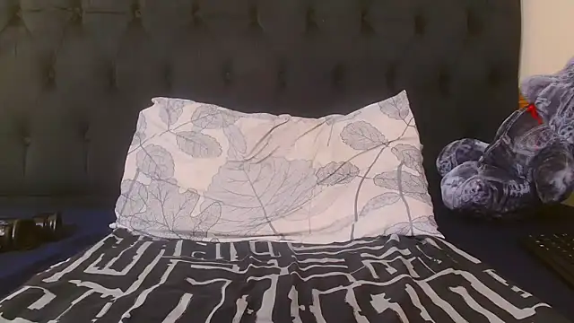 SexyPureFire001 online show from 02-13-26, 04:58