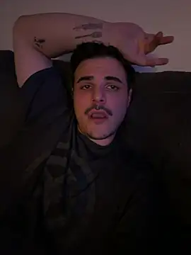 Snapshot of Derekmars chatting on 03-24-26, 02:38 Derekmars online show from 03-24-26, 02:38