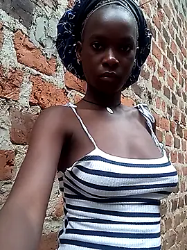 Snapshot of Pretty_Barbie0 chatting on 03-07-26, 04:20 Pretty Barbie0 online show from 03-07-26, 04:20