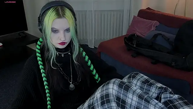 Snapshot of ToxicKittyy chatting on 03-07-26, 10:07 ToxicKittyy online show from 03-07-26, 10:07