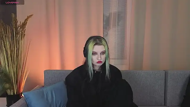 Snapshot of ToxicKittyy chatting on 03-14-26, 09:20 ToxicKittyy online show from 03-14-26, 09:20