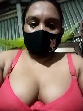 Snapshot of Hot_queen3210 chatting on 01-15-26, 04:55 Hot queen3210 online show from 01-15-26, 04:55