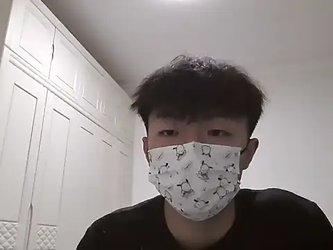 Chocolates-001 online show from 01-14-26, 12:33