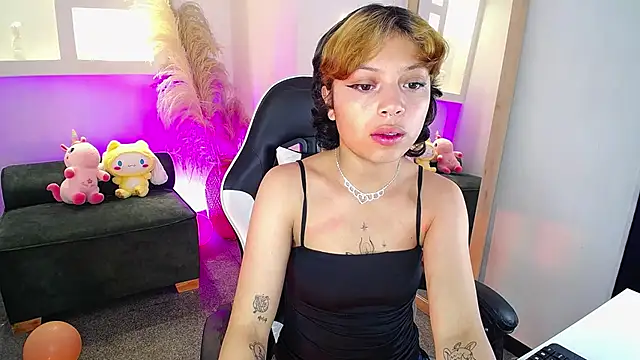 melodyy as online show from 04-28-26, 01:05