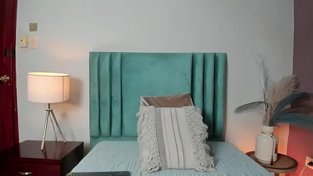 TessaMonroee online show from 02-03-26, 06:13