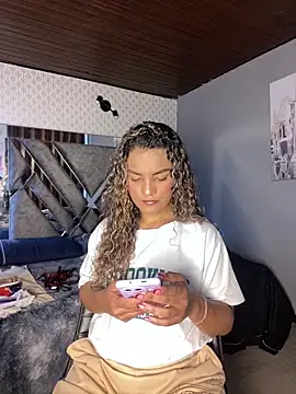 Snapshot of AngelPinkk_ chatting on 02-16-26, 08:16 AngelPinkk online show from 02-16-26, 08:16