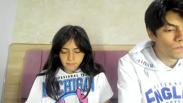 Snapshot of acoralivecm101 chatting on 02-05-26, 03:33 acoralivecm101 online show from 02-05-26, 03:33