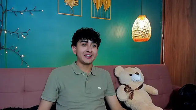 Christopher Monroe  online show from 01-18-26, 08:23