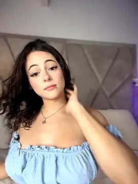 Snapshot of TeaseDollXXX chatting on 03-09-26, 10:03 TeaseDollXXX online show from 03-09-26, 10:03