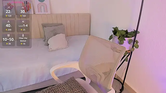 Snapshot of _Amirah chatting on 02-13-26, 07:10 Amirah online show from 02-13-26, 07:10