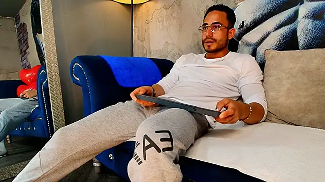 Vans Ross online show from 02-14-26, 07:32