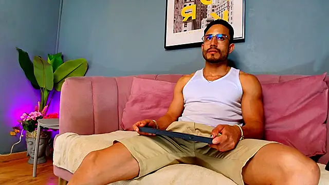 Vans Ross online show from 03-07-26, 07:22