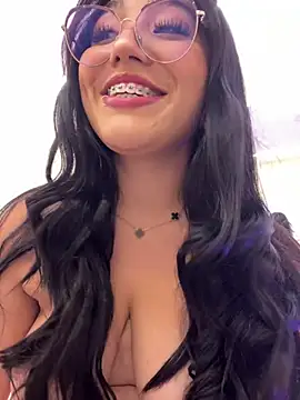 Snapshot of Your_Enyel chatting on 02-06-26, 01:54 Your Enyel online show from 02-06-26, 01:54