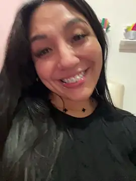 Snapshot of Your_Enyel chatting on 02-10-26, 04:16 Your Enyel online show from 02-10-26, 04:16