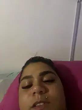 MorenaCariok online show from 03-12-26, 08:37