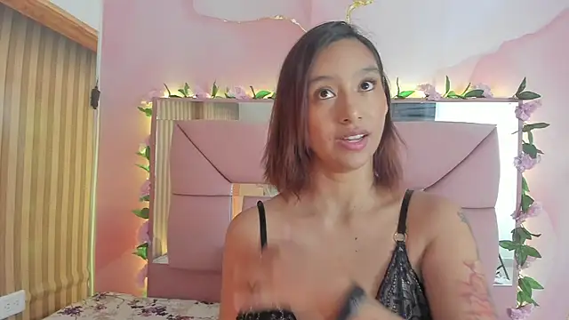 Snapshot of amy__rose__ chatting on 05-14-26, 03:02 amy rose online show from 05-14-26, 03:02