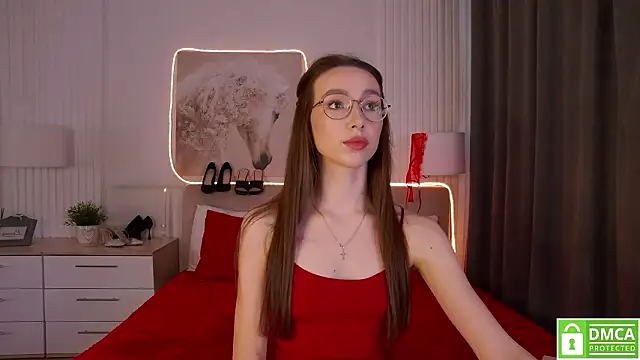 Snapshot of Emily_Simon chatting on 02-05-26, 05:34 Emily Simon online show from 02-05-26, 05:34