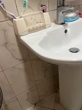 luvis69couple online show from 04-19-26, 11:09