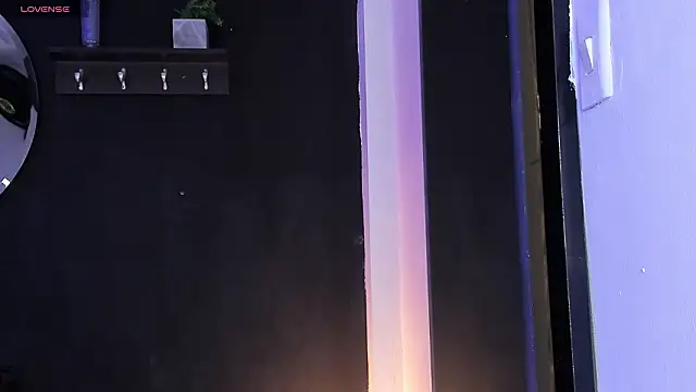 Noaah25  online show from 02-01-26, 03:27