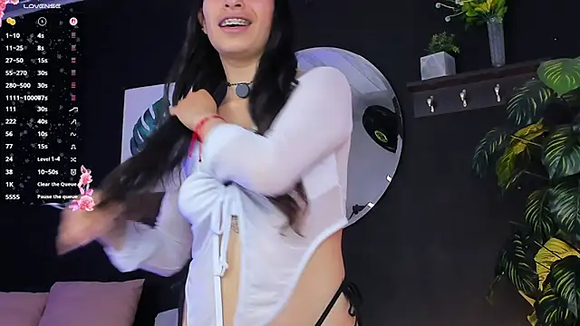 Noaah25  online show from 03-04-26, 03:23