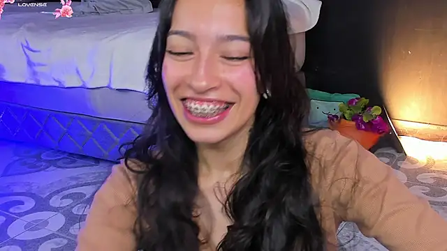 Noaah25  online show from 03-06-26, 04:09